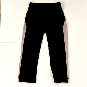 Lilly Pulitzer Yoga Capris Pink & Black Size XS